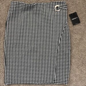 Houndstooth Skirt
